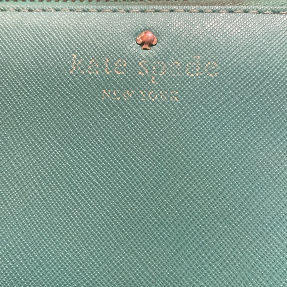 Kate spade wallet - Picture 2 of 4